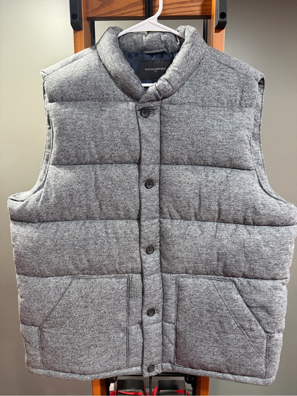 NWT Banana Republic Gray Quilted Puffer Vest XL Snap Zip Mock Neck